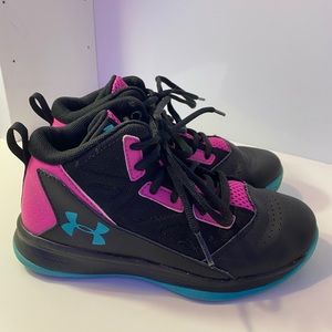 Girls Under Armour Basketball Shoes Size 1Y